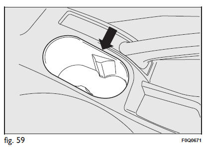 Fiat Bravo. Equipamientos interiores