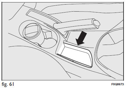 Fiat Bravo. Equipamientos interiores